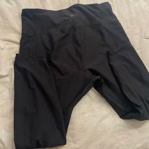 Old navy power soft 7/8 legging with pockets